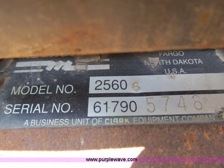 image for item K6573 Bobcat 2560 hydraulic breaker