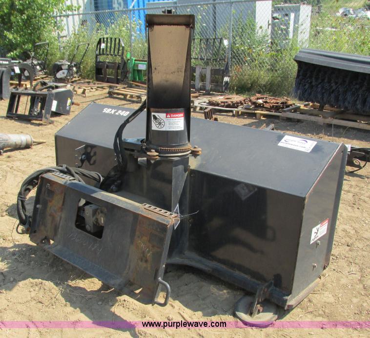 image for item K6574 2010 Bobcat SBX240-84 snow blower