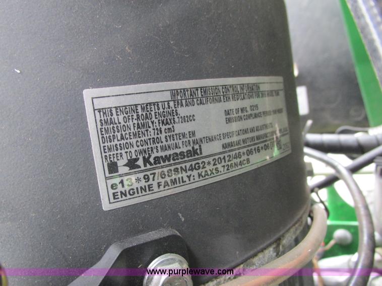 image for item K6583 2013 John Deere 652R Quik Trak lawn mower