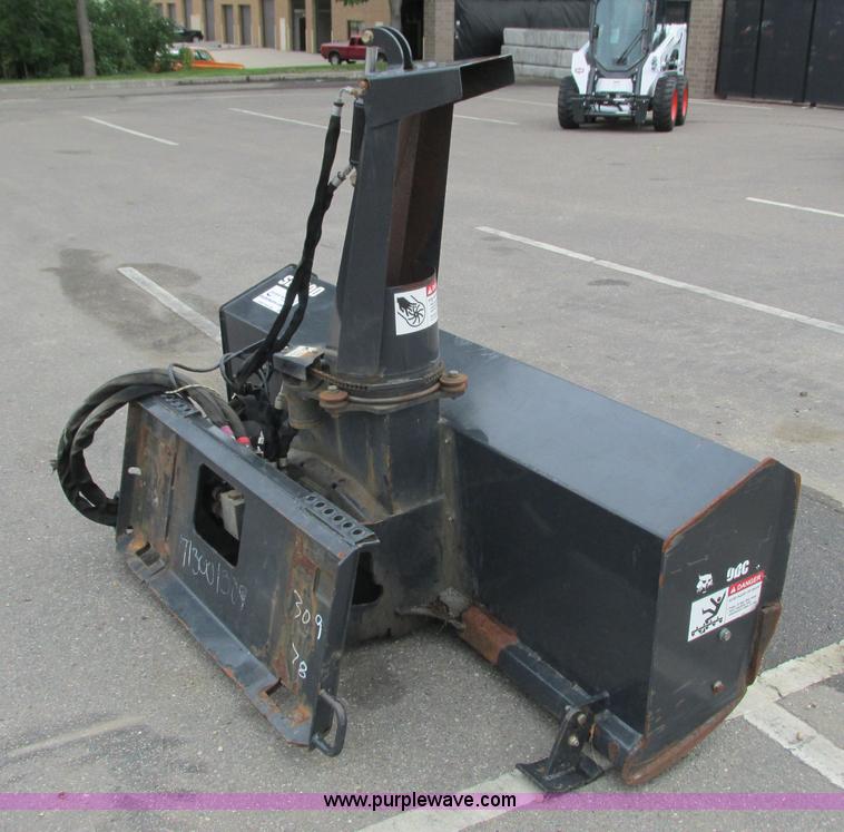 image for item K6589 2010 Bobcat SB200X78 snow blower