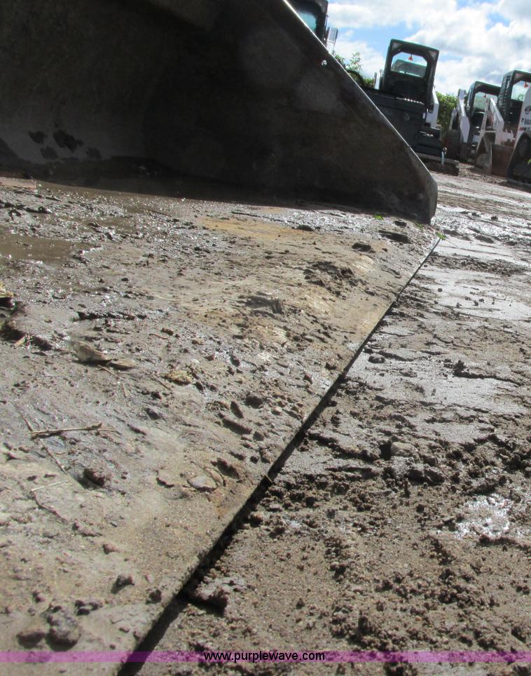 image for item K6590 2011 Bobcat T650 skid steer