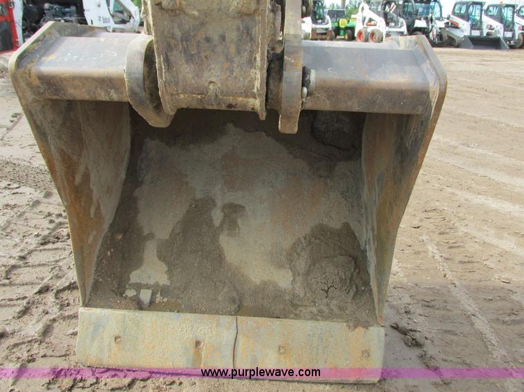 image for item K6591 2006 Bobcat 442C compact excavator