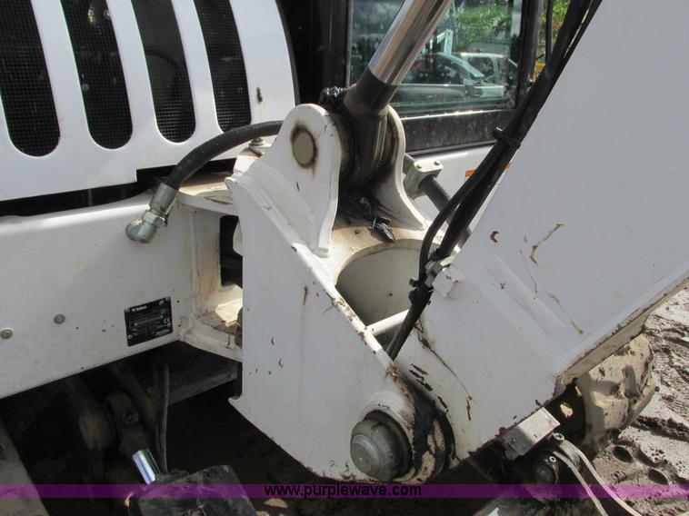 image for item K6591 2006 Bobcat 442C compact excavator