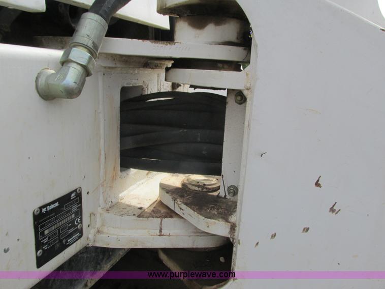 image for item K6591 2006 Bobcat 442C compact excavator