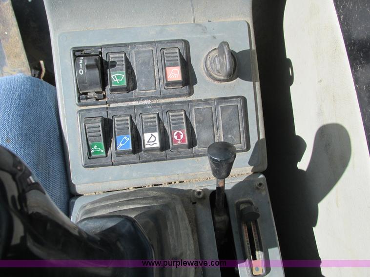 image for item K6591 2006 Bobcat 442C compact excavator