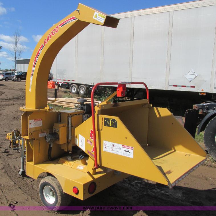 image for item K6598 2009 Rayco RC6D-V chipper