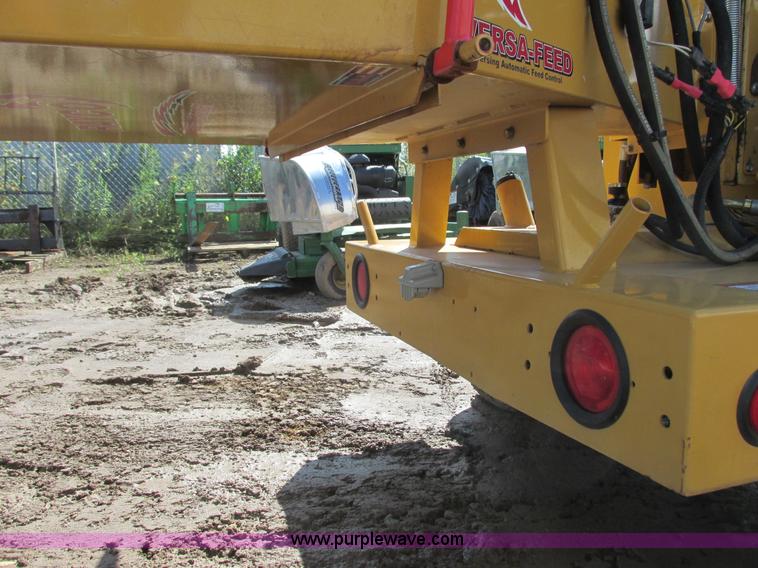 image for item K6598 2009 Rayco RC6D-V chipper