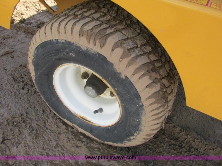 image for item K6598 2009 Rayco RC6D-V chipper