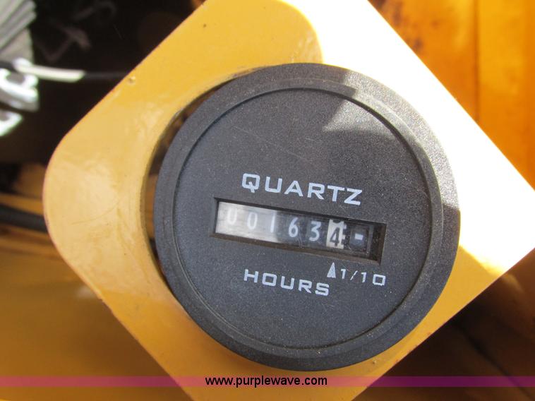 image for item K6598 2009 Rayco RC6D-V chipper