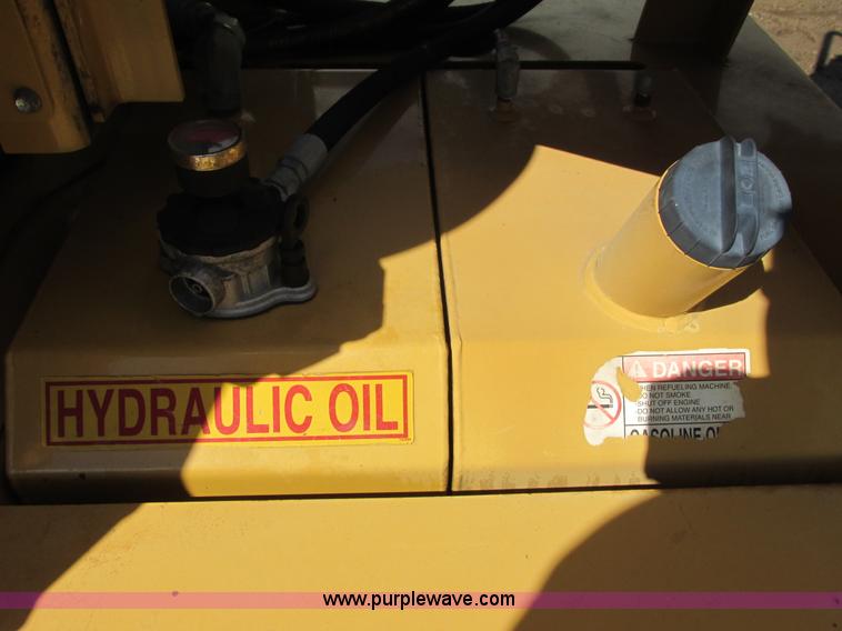 image for item K6598 2009 Rayco RC6D-V chipper