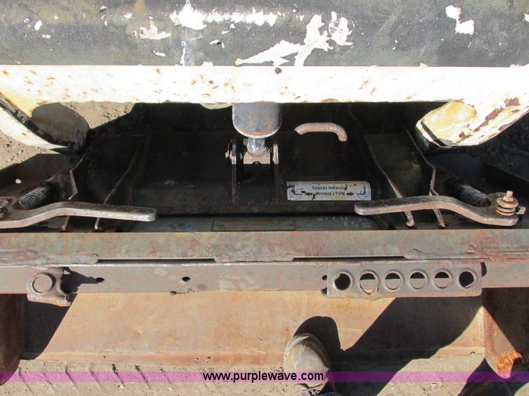 image for item K6601 2011 Bobcat S70 skid steer