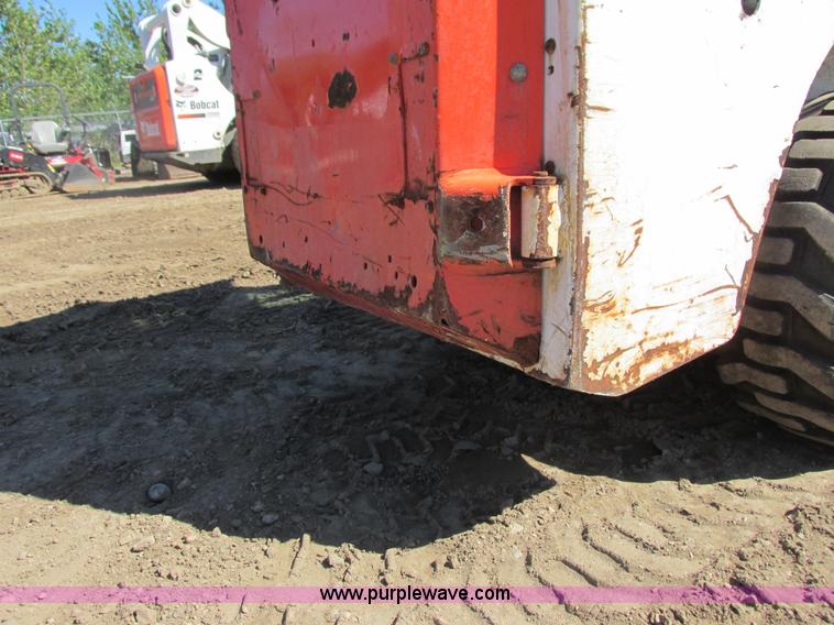 image for item K6601 2011 Bobcat S70 skid steer