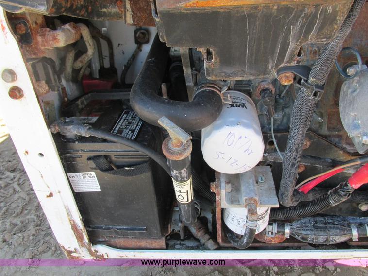 image for item K6601 2011 Bobcat S70 skid steer