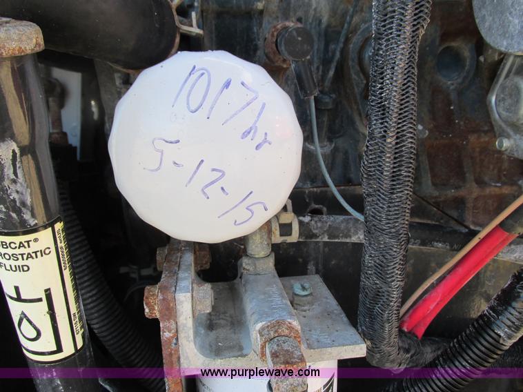 image for item K6601 2011 Bobcat S70 skid steer