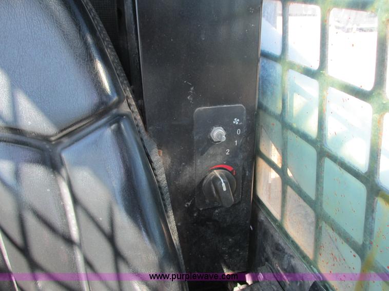 image for item K6601 2011 Bobcat S70 skid steer