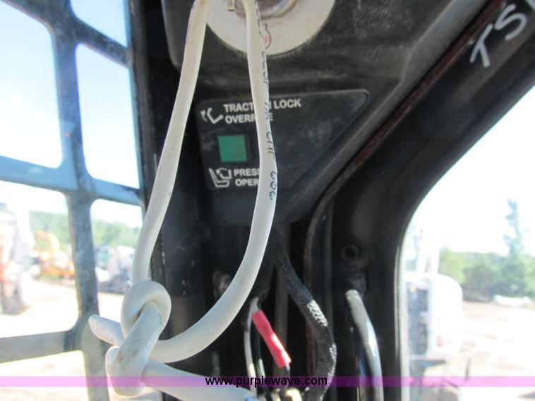 image for item K6601 2011 Bobcat S70 skid steer