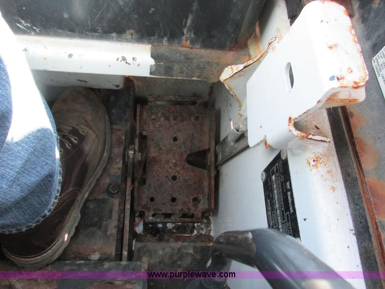 image for item K6601 2011 Bobcat S70 skid steer