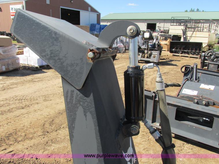 image for item K6602 2011 Bobcat SB200X72 snowblower skid steer attachment