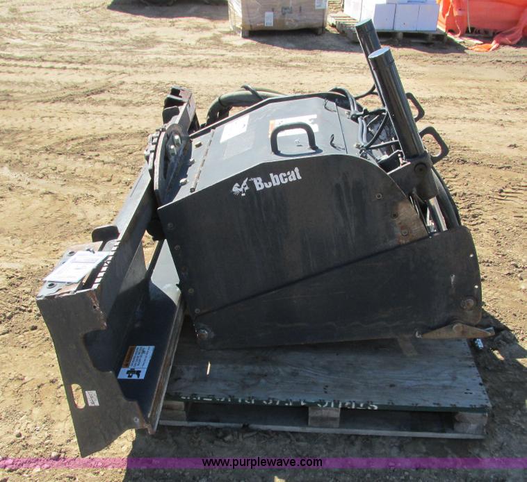 image for item K6603 2011 Bobcat 24PLA planer