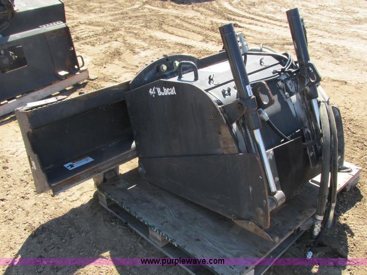 image for item K6603 2011 Bobcat 24PLA planer