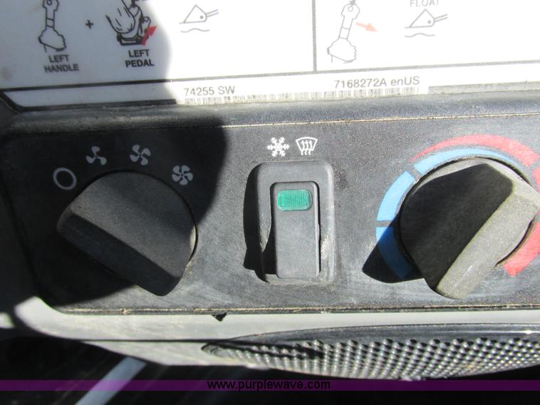 image for item K6609 2012 Bobcat S650 skid steer