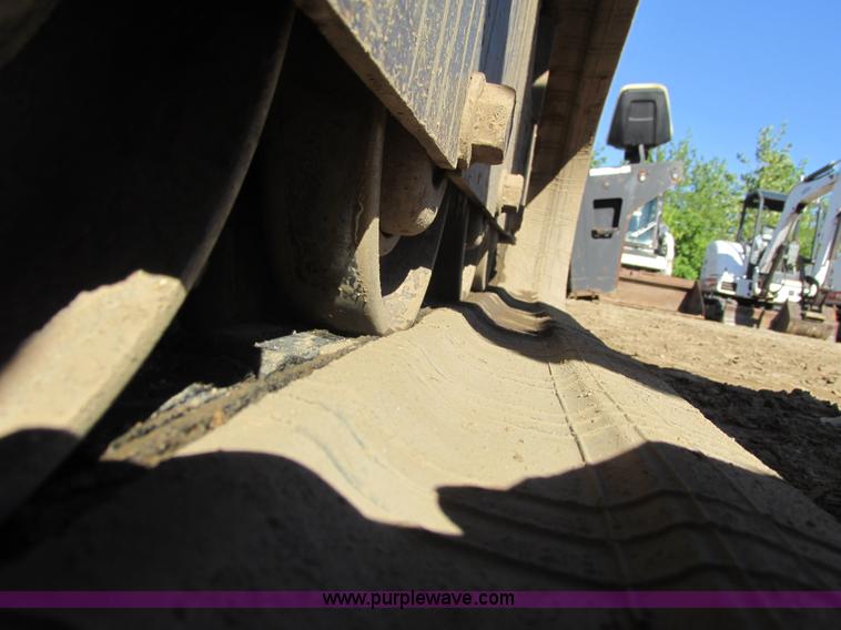 image for item K6610 2011 Bobcat T650 skid steer