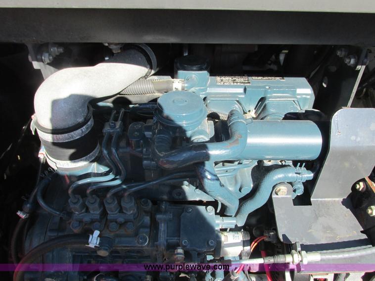 image for item K6610 2011 Bobcat T650 skid steer