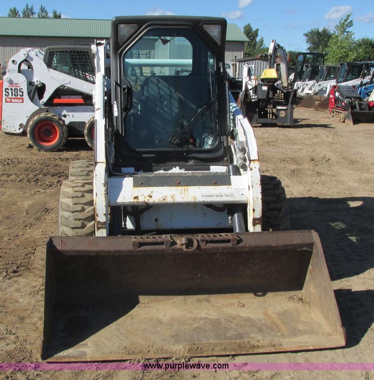 image for item K6612 2011 Bobcat S205 skid steer