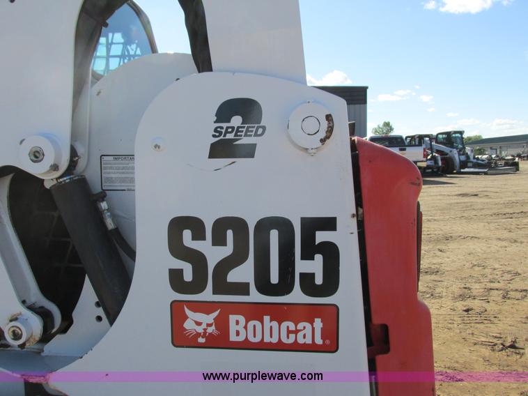 image for item K6612 2011 Bobcat S205 skid steer