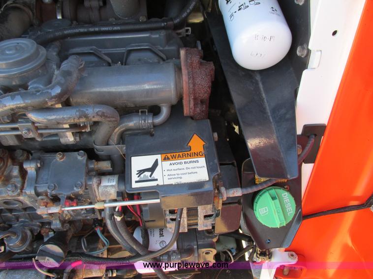 image for item K6612 2011 Bobcat S205 skid steer