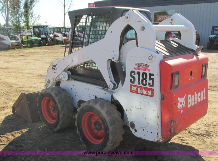 image for item K6613 2011 Bobcat S185 skid steer