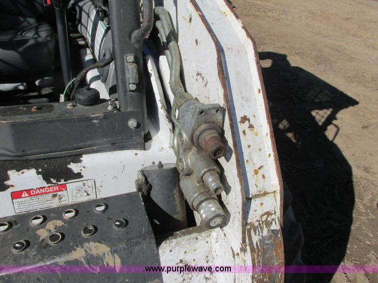 image for item K6613 2011 Bobcat S185 skid steer