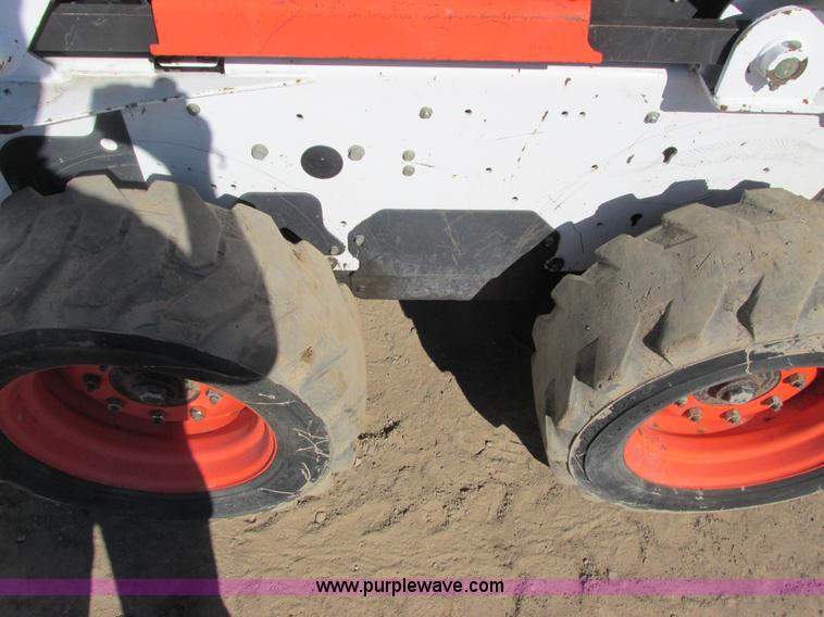 image for item K6613 2011 Bobcat S185 skid steer