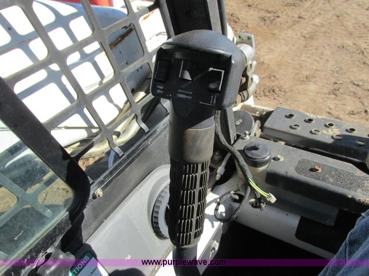 image for item K6613 2011 Bobcat S185 skid steer