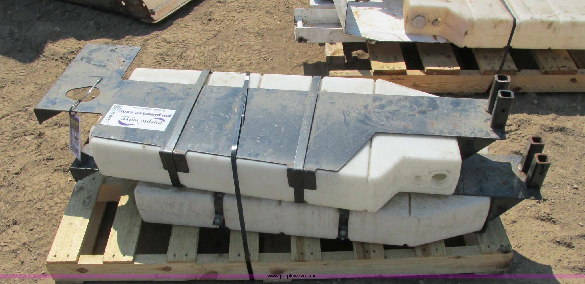 Bobcat water tank kit in Hudson, WI Item K6580 sold Purple Wave