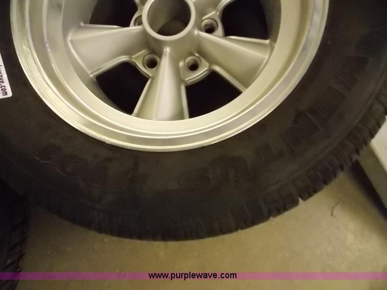 image for item BT9207 (4) American racing wheels with tires