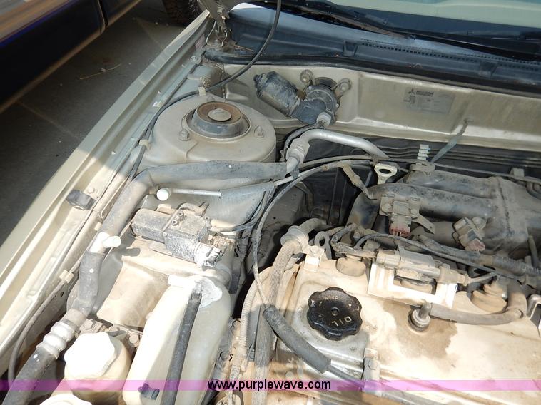 image for item J2707 2001 Mitsubishi Galant