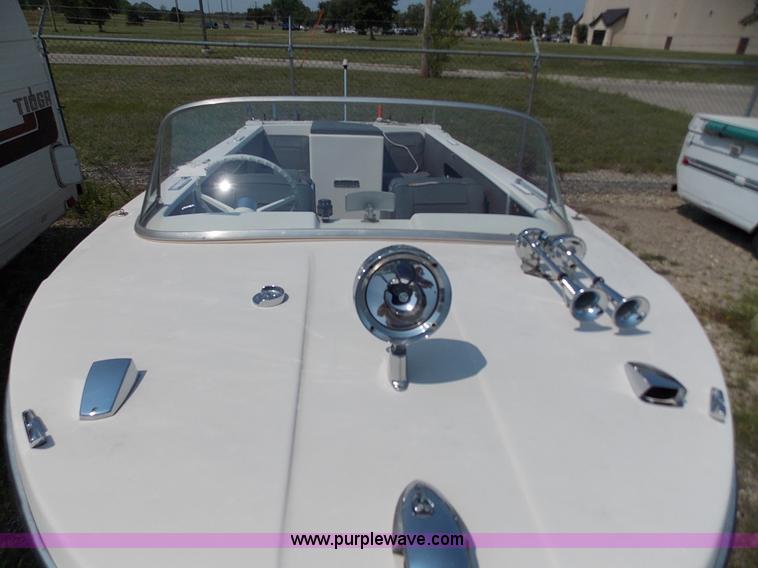 image for item J3502 1965 Sea Ray 800 boat