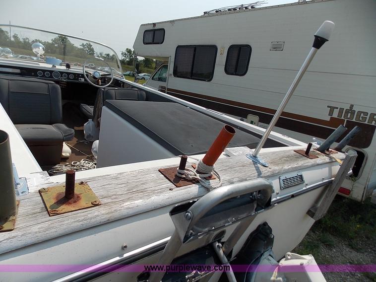 image for item J3502 1965 Sea Ray 800 boat