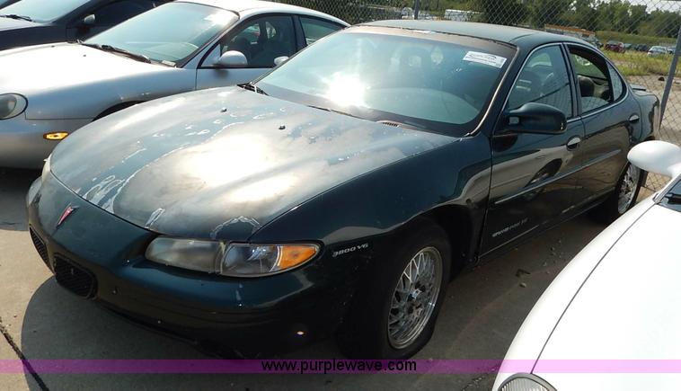 image for item J3539 1998 Pontiac Grand Prix