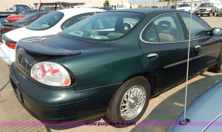 image for item J3539 1998 Pontiac Grand Prix