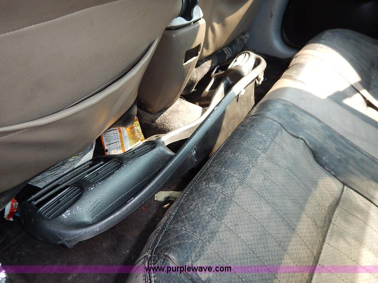 image for item J3539 1998 Pontiac Grand Prix