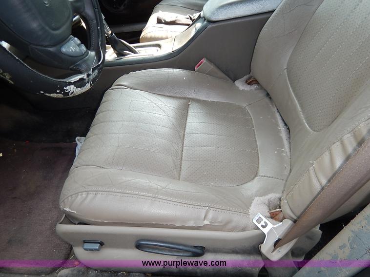 image for item J3539 1998 Pontiac Grand Prix