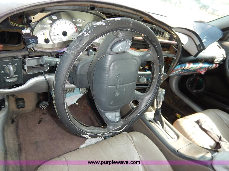 image for item J3539 1998 Pontiac Grand Prix