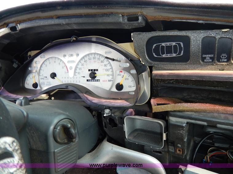 image for item J3539 1998 Pontiac Grand Prix