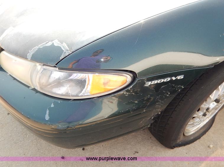 image for item J3539 1998 Pontiac Grand Prix