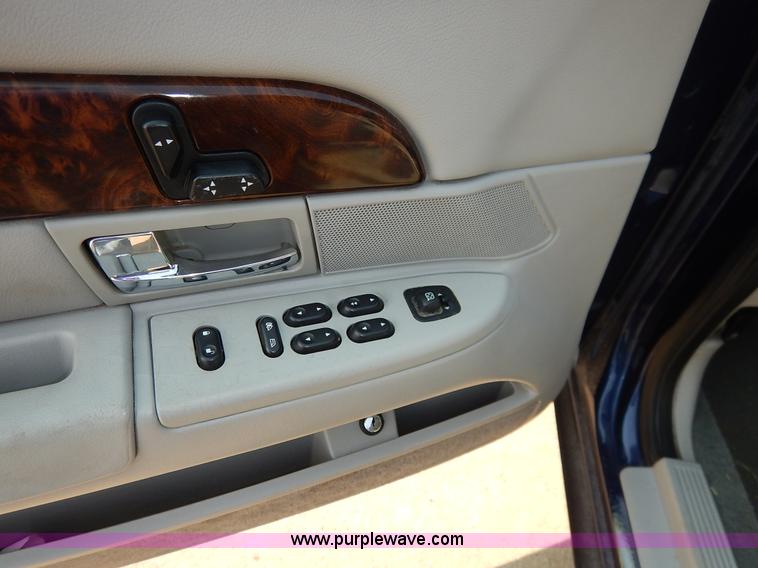 image for item J3544 2005 Mercury Grand Marquis GS