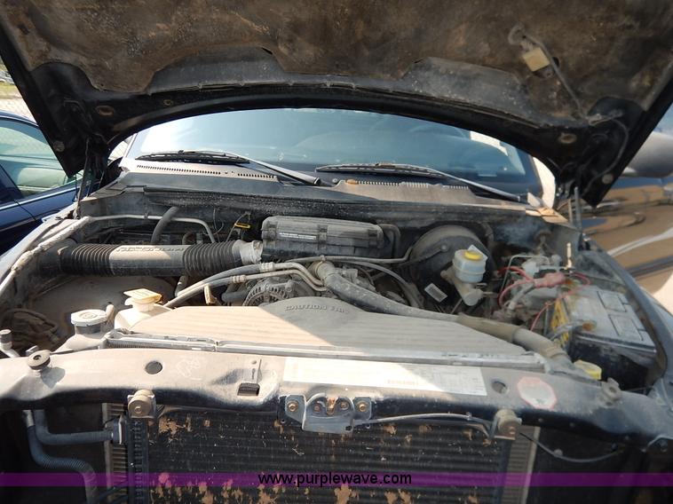 image for item J3545 1999 Dodge Ram 1500 pickup truck