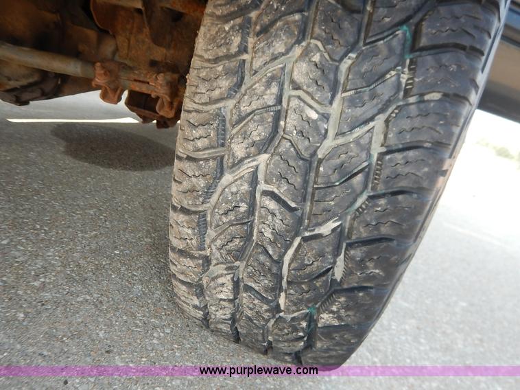 image for item J3545 1999 Dodge Ram 1500 pickup truck