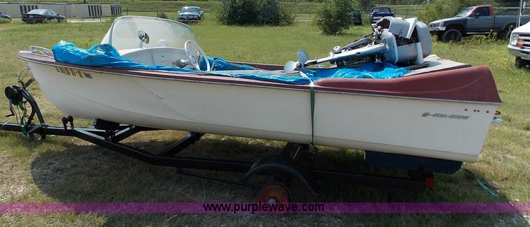 image for item J3549 1959 Sea King boat